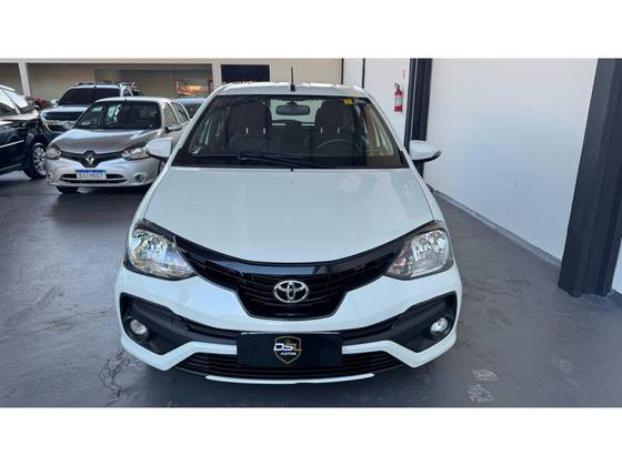 TOYOTA ETIOS 1.5 X PLUS 16V FLEX 4P MANUAL TOYOTA ETIOS 1.5 X PLUS 16V FLEX 4P MANUAL